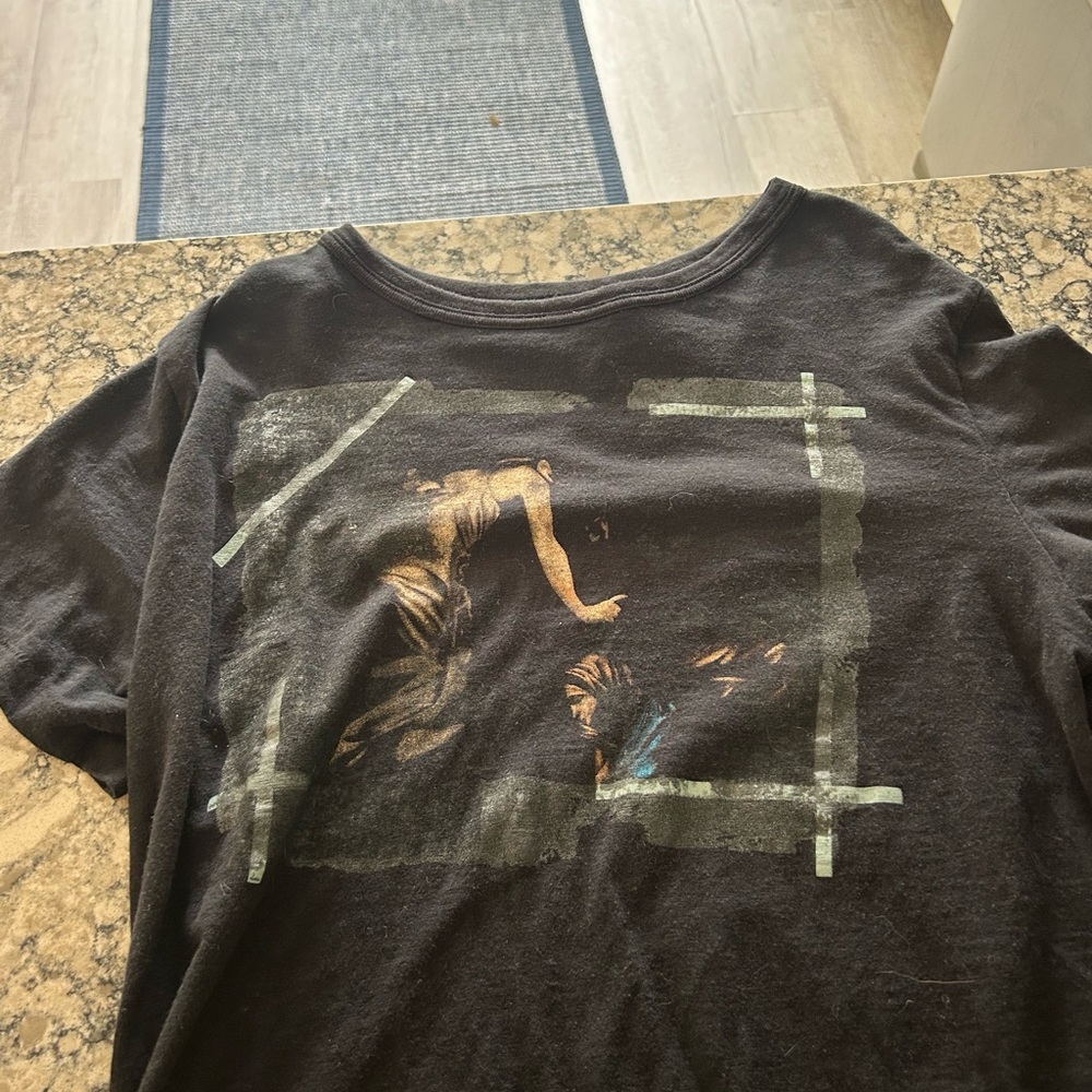 Off white t-shirt